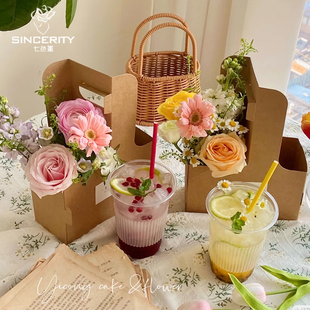 七色堇咖啡手提花盒牛皮纸杯托插花礼盒鲜花花束包装盒打包外带盒