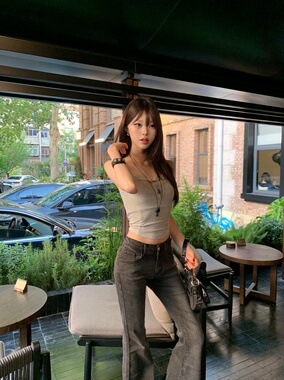 Lovedeath【姐系天菜】胸口镂空上衣女+黑灰色低腰水洗微喇长裤女