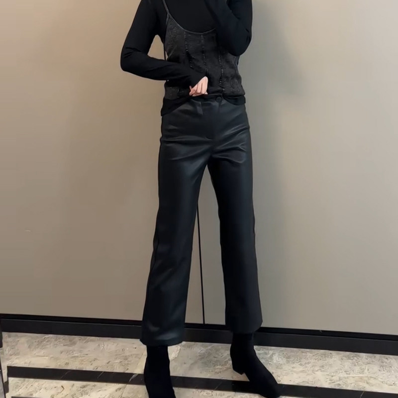 欧货秋冬新款涂层PU皮裤斜腰九分修身显瘦宽松净版宽松百搭直筒裤,女装/女士精品,休闲裤,淘宝优惠券,粉丝福利购,淘宝优惠卷
