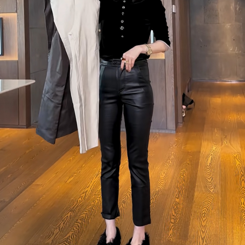 高腰纯色净版2025秋冬休闲简约弹力涂层PU皮裤百搭加绒九分直筒裤