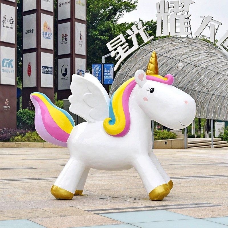 户外卡通马玻璃钢雕塑幼儿园游乐场景区独角兽马年摆件美陈装饰品