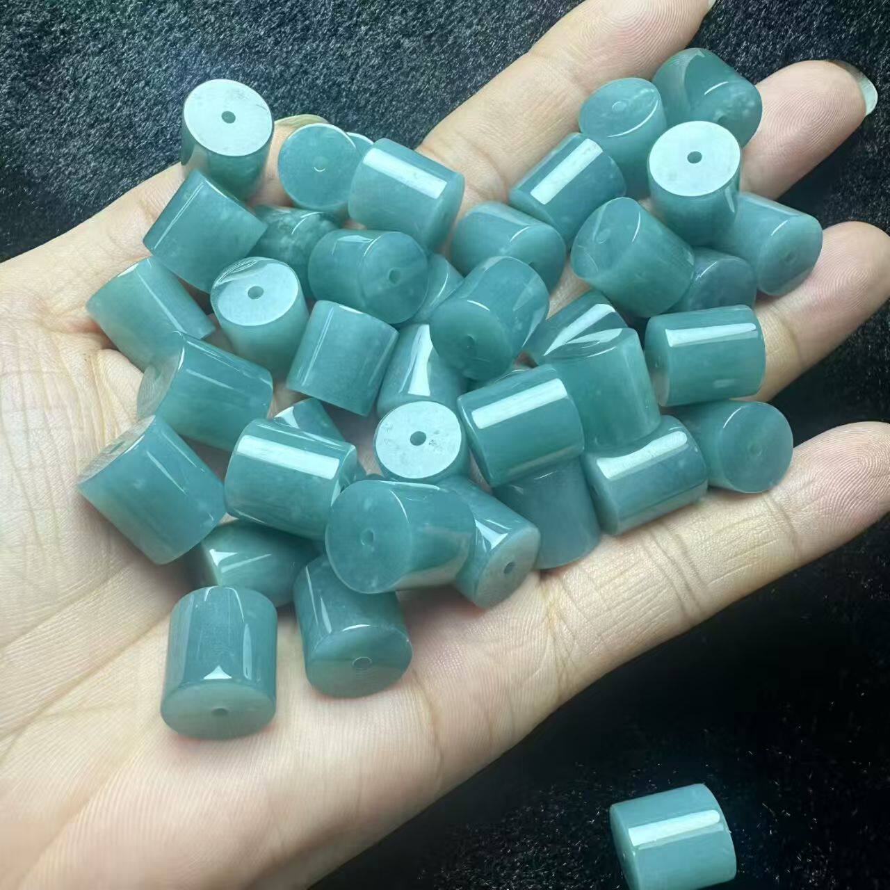 天然缅甸翡翠蓝水直切桶珠散珠