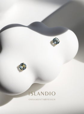 ISLANDIO天然托帕石18K金迷你小耳钉墨蓝星辰伦敦蓝水晶耳骨钉女
