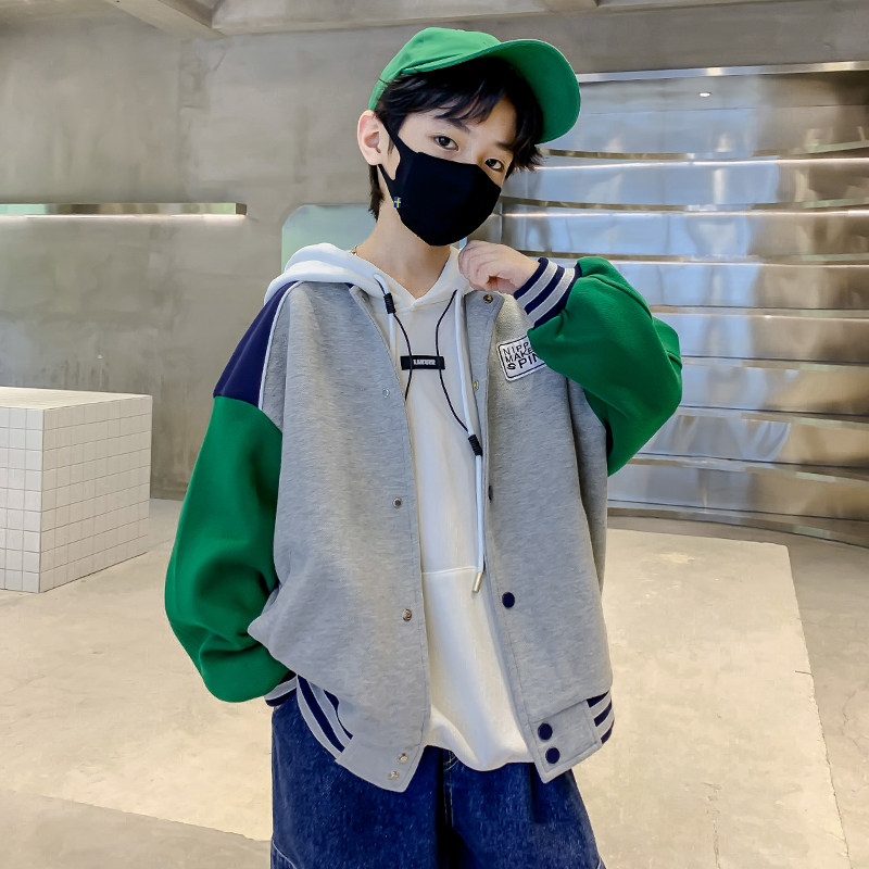 소년 봄 가을 재킷 2024 새로운 스타일 서양 캐주얼 아동 야구 유니폼 패션 중년 및 노년층 아동 봄 가을 재킷 거리를 강타