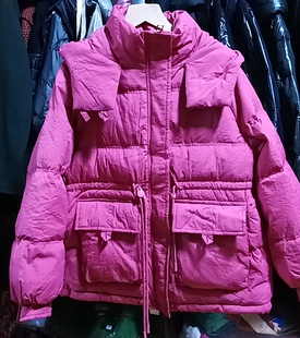 小个子女生冬季靓丽粉时尚休闲百搭羽绒服断码特价M码