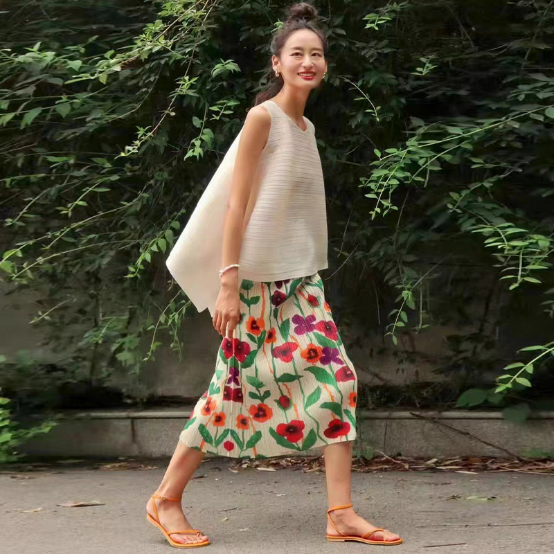 三宅褶皱印花简约高腰百搭半身裙女舒适宽松修身显瘦气质减龄裙子