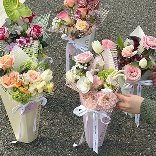 单支花束包装母亲节手提花盒抱抱桶插花袋花束袋鲜花手提袋批发