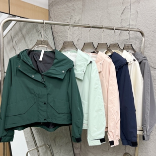港资小众设计师女高级感短款 廓形宽松立体落肩防风水冲锋衣夹克