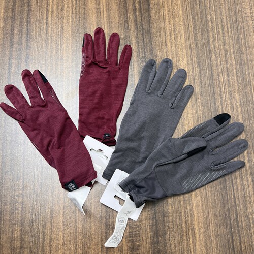 美利诺羊毛！外贸精纺透气男女户外登山徒步运动骑行可触屏手套潮