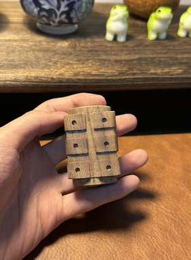 北美胡桃木实木玉琮盖置
