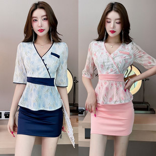 粉色花纹低领2024秋季 美容spa时尚 中袖 套装 减龄 包臀短裙长裤 柔式