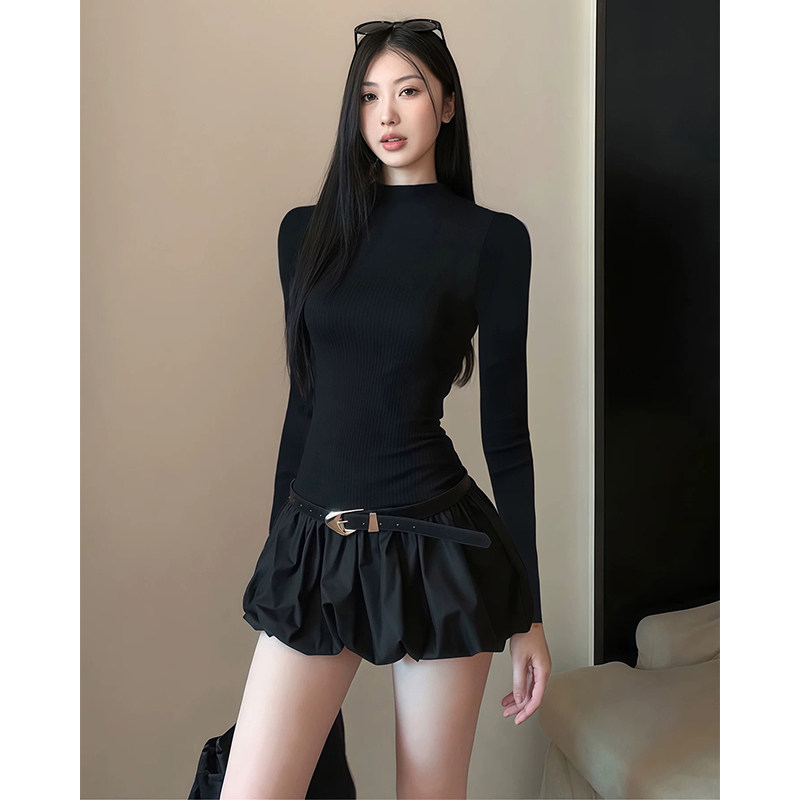 秋冬辣妹穿搭修身显瘦内搭黑色长袖连衣裙女高级感短款花苞蓬蓬裙