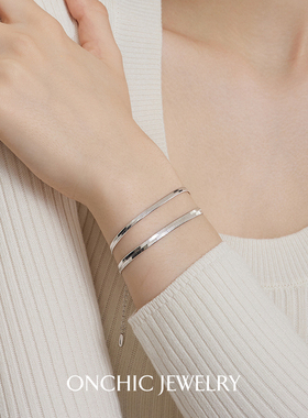 OnchicOR系列手链女手环银色设计感小众轻奢高级感精致手镯蛇骨链