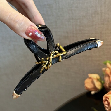 杨杨babytime高货金标VSL抓夹 黑色仿小羊皮后脑勺盘发鲨鱼夹气质