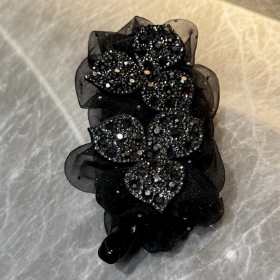 黑色网纱水晶爆闪三叶花香蕉夹闪