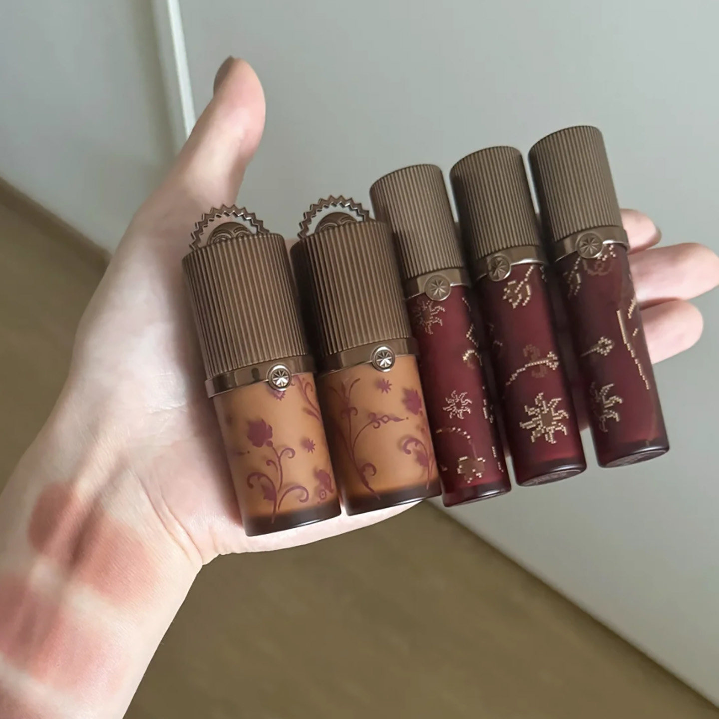 Girlcult楼兰嬉皮系列唇霜唇蜜