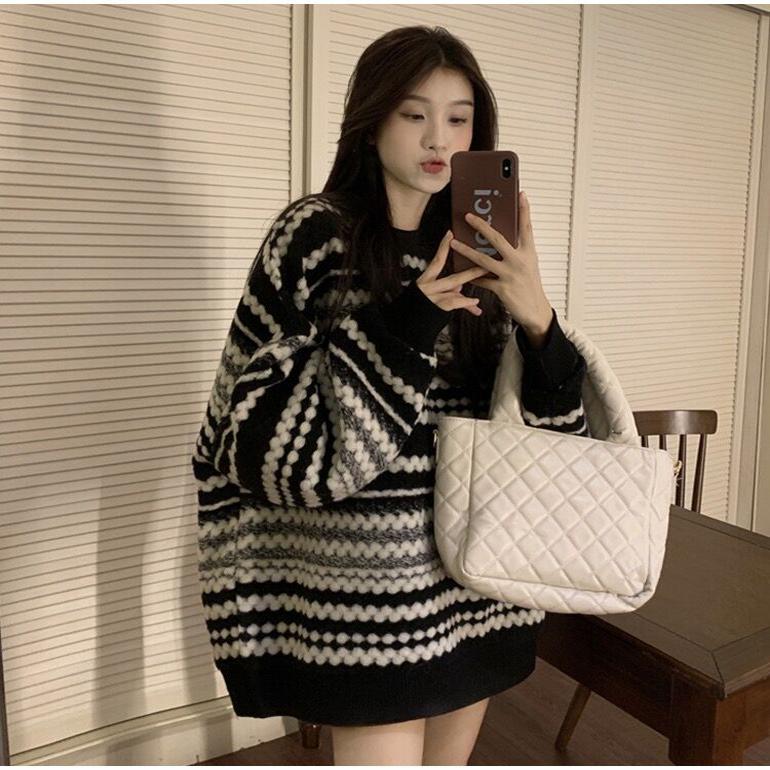 法式慵懒风黑色条纹毛衣女外穿