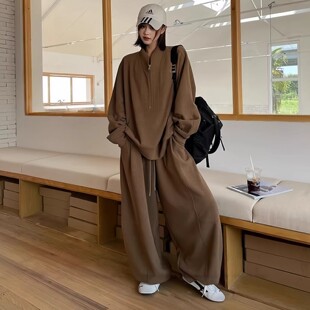 卫裤 胖MM松弛感卫衣 两件套 女秋冬300斤大码 老钱风半拉链立领套装