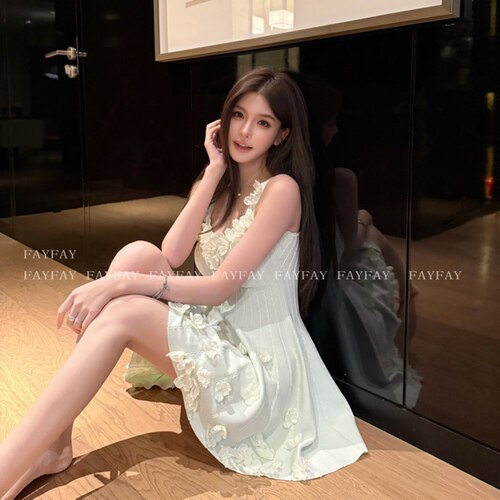 FAY【薄荷之夏】仙女气质淑女风A字摆立体花朵针织吊带连衣裙