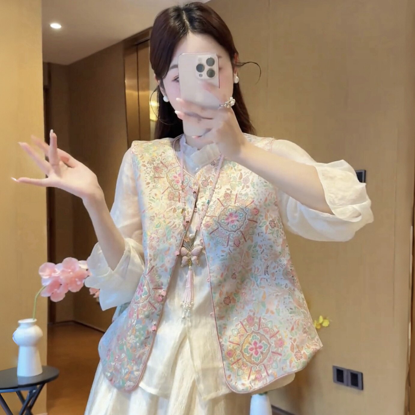 优雅精致新中式国风马甲衬衫女秋季新款雅致百搭显瘦休闲气质上衣