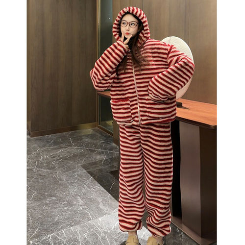 红色条纹连帽睡衣套装女