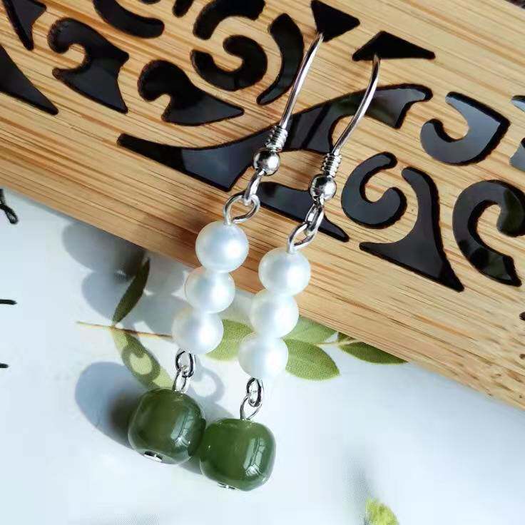천연 HETIAN JADE 담수 진주 귀걸이 복고풍 절묘한 술 슈퍼 요정 귀걸이 14K 골드 채워진 귀걸이에 경의를 표합니다