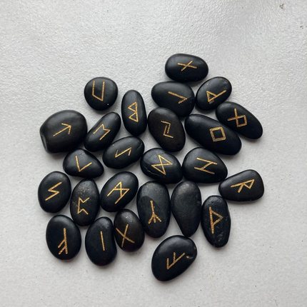 黑色如尼石Rune Set卢恩石北欧维京卢恩符文烫金Altar道具Wicca