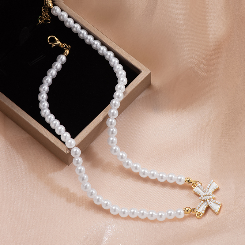 蝴蝶结贝珠轻奢项链女