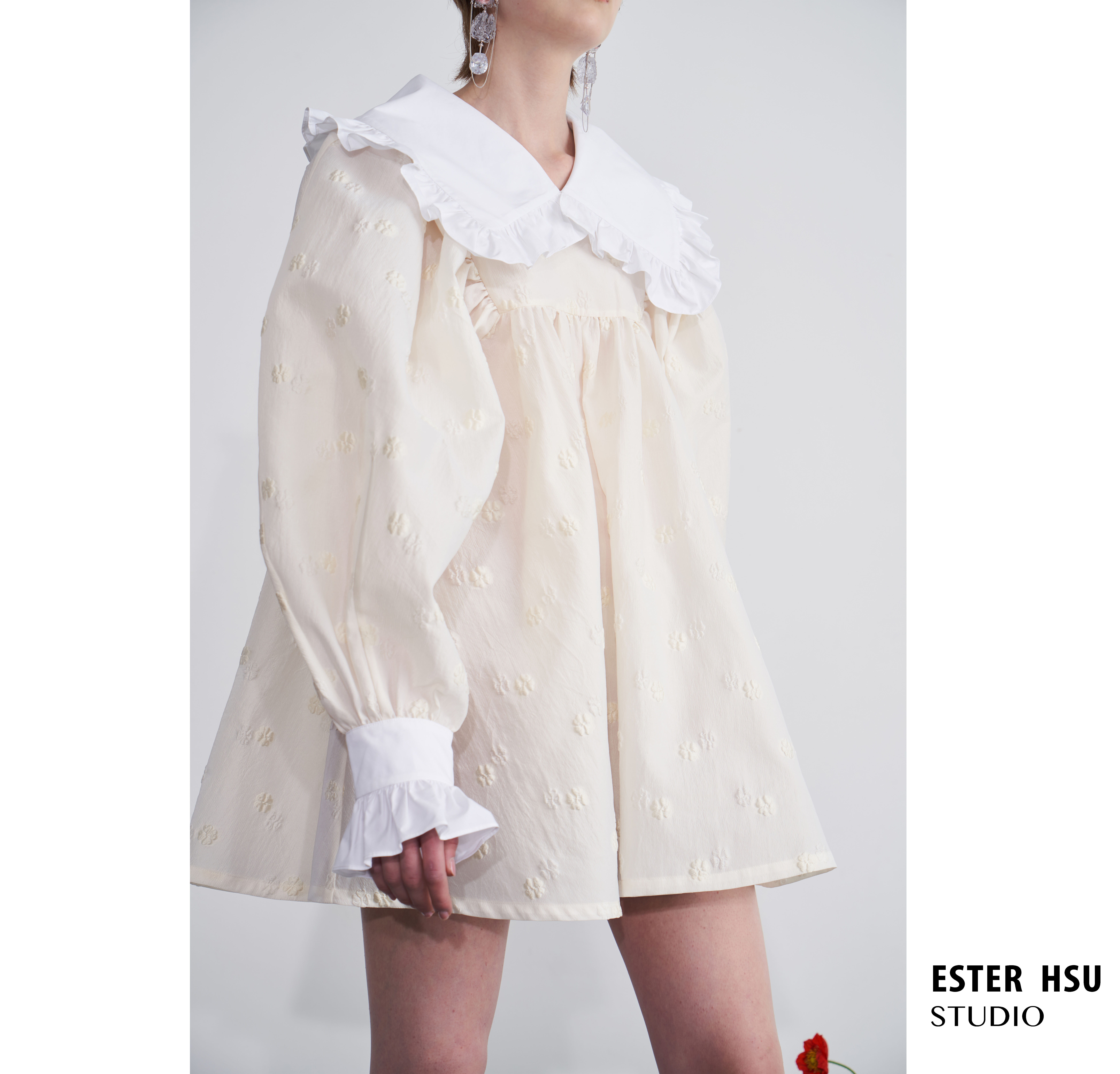 设计师品牌ESTER HSU 赵露思同款 花朵提花娃娃款荷叶领连衣裙