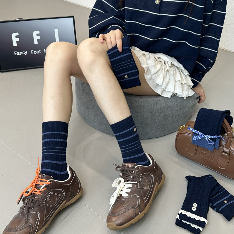 FFI袜子女士春秋季蝴蝶结刺绣女袜抖音同款皇家蓝女棉袜中筒袜