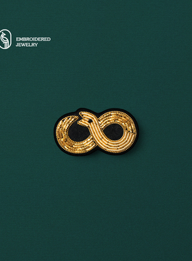 蛇年本命年生肖蛇胸针胸花衣服别针配饰高档精致西装外套徽章饰品