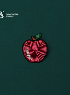 原创设计平安红苹果胸针设计感小众饰品别针衣服配饰手工刺绣徽章
