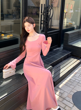 alex stevens方领针织连衣裙喇叭长袖女春秋季修身内搭打底长裙子