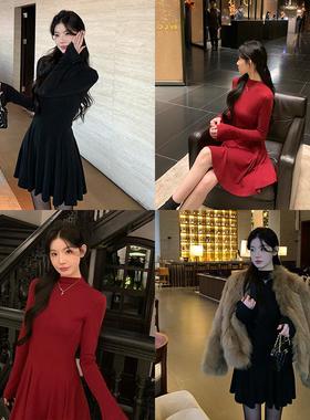 alex stevens新年战袍半高领长袖连衣裙女春秋季修身短裙百褶裙子