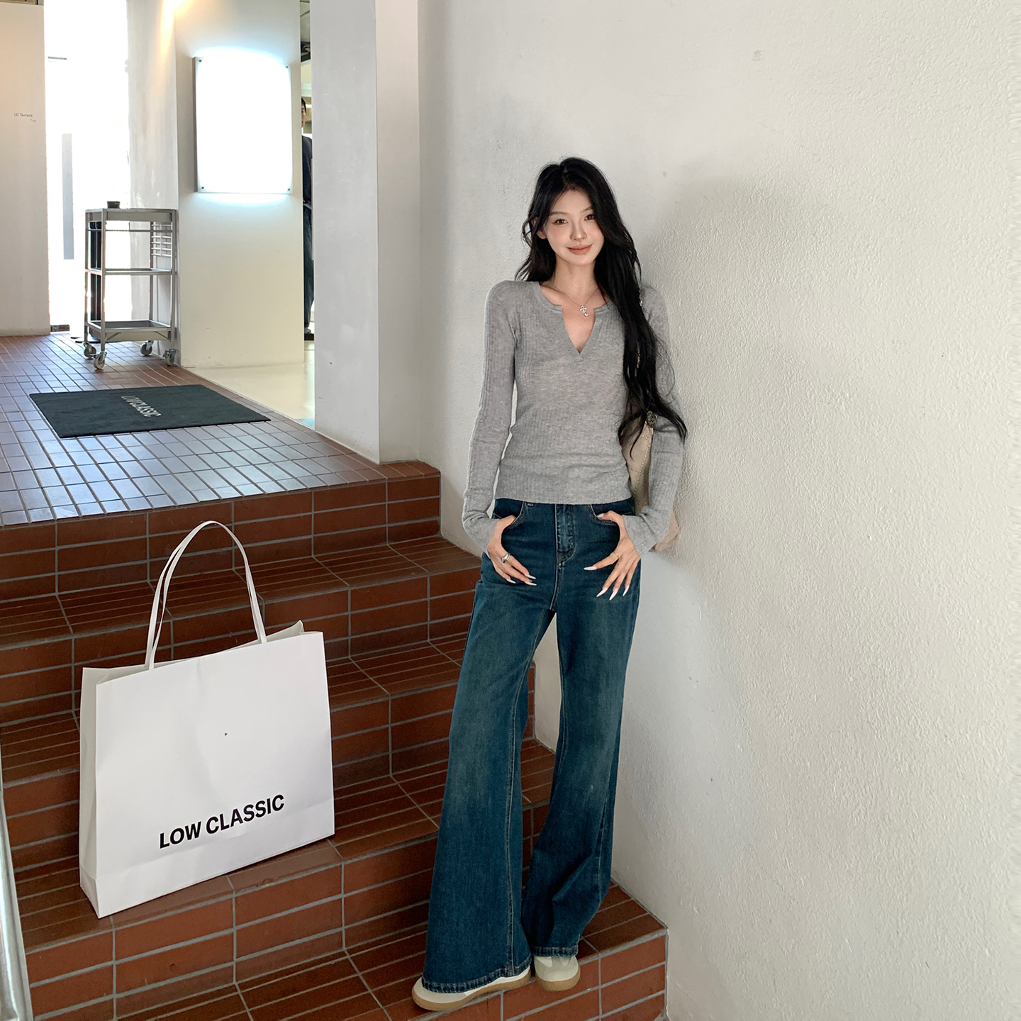 11/11 早10点 复古蓝微喇牛仔裤女高腰显瘦休闲阔腿喇叭长裤