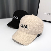 韩版 CHA字母刺绣羊羔毛帽子女秋冬鸭舌帽百搭ins潮加厚保暖棒球帽