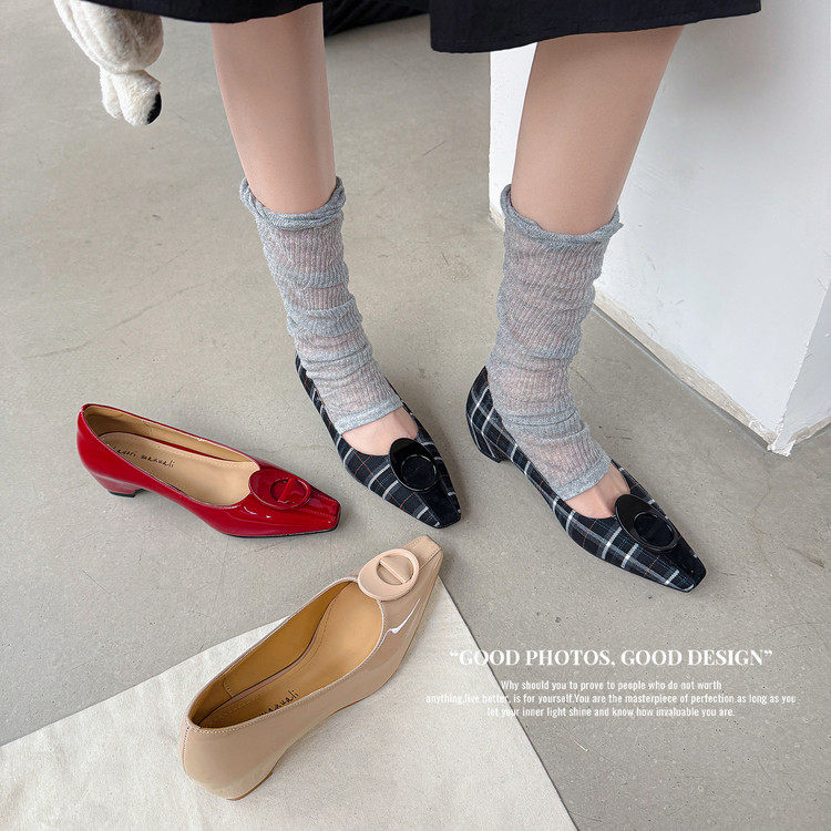 鹿子野法式玛丽珍女鞋2026新款春季黑色气质尖头皮鞋浅口平底单鞋