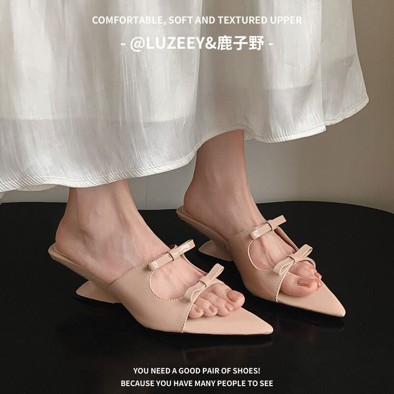 外穿尖头露趾性感高跟凉鞋女