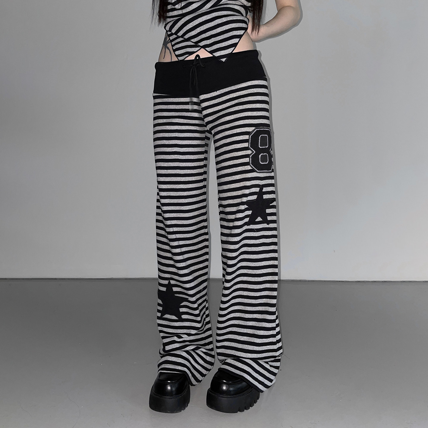 WEEKEEP 百搭休闲撞色条纹数字星星贴布休闲裤女低腰直筒宽松长裤