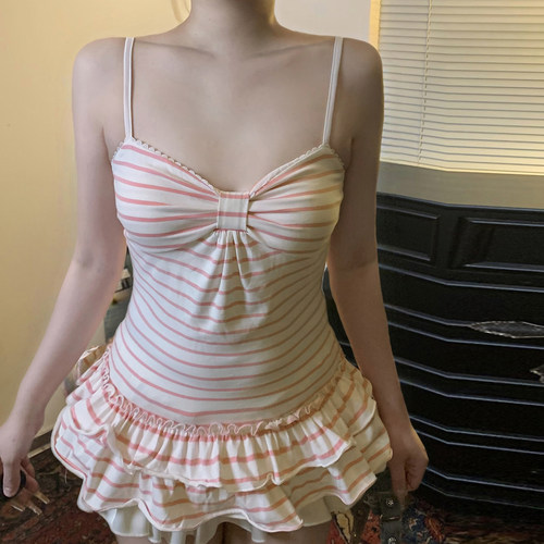 WEEKEEP 古早感少女撞色条纹荷叶边A摆吊带背心百搭收腰显瘦上衣