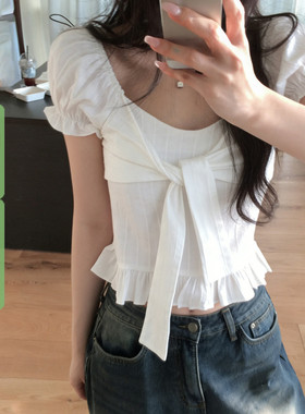 WEEKEEP 纯欲甜美白色绑带木耳边拼接泡泡袖上衣女百搭短袖T恤