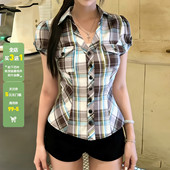 美式 复古辣妹撞色格纹V领排扣短袖 衬衫 WEEKEEP 百搭修身 收腰上衣