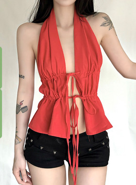 WEEKEEP 辣妹性感纯色镂空系带露背挂脖背心度假风褶皱收腰吊带