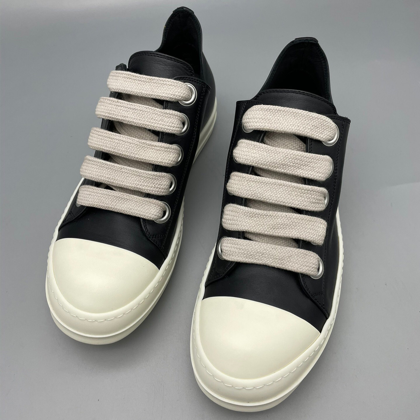 rick ro新款宽鞋带低帮鞋皮面主线系带圆头平底休闲纯色暗黑风格