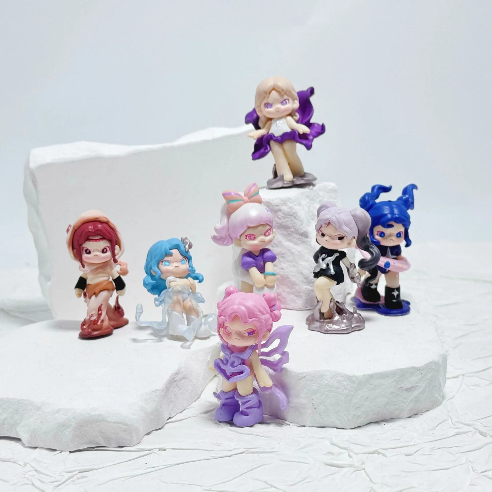 圣诞节玩具大表姐改娃萌粒dora车载摆件DIY手机链配件蛋糕装饰