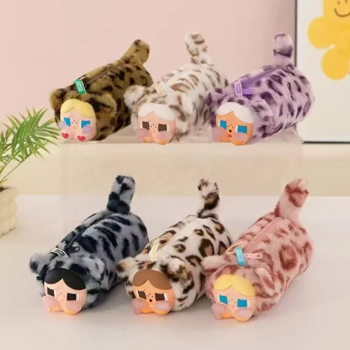 520礼物毛绒豹豹猫猫笔袋哭娃豹猫毛绒公仔小包crybaby公仔挂件