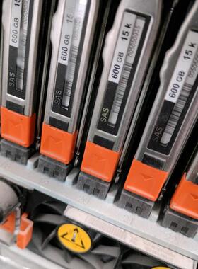 EMC VNX 硬盘,005050935 600G 15k 2.5寸硬盘