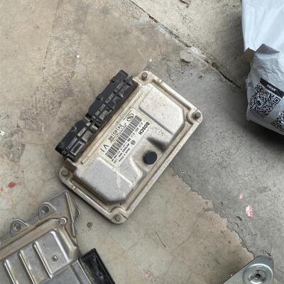 凯越发动机电脑板0261S04610  0261S04005 006 003 02 F01R00DB12