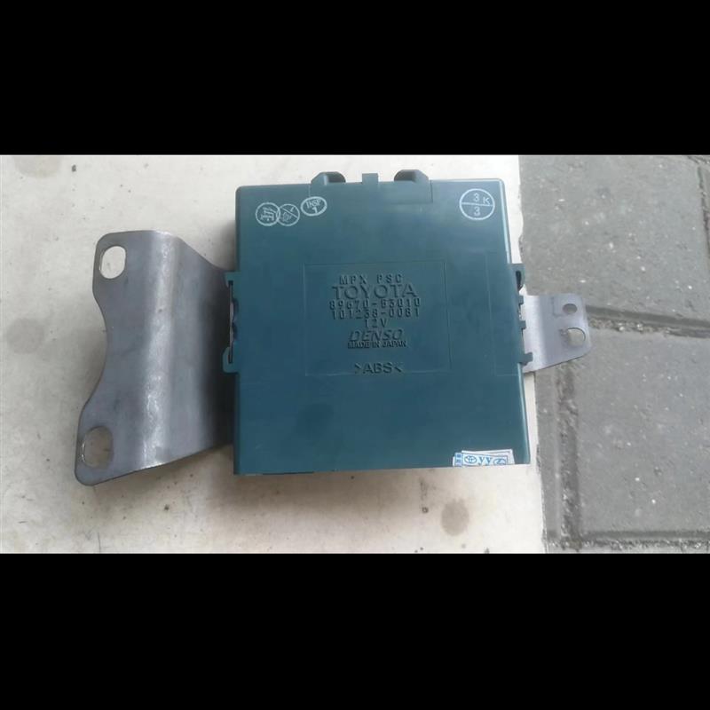 皇冠 电源管理控制器 电源管理电脑ECU 89670-30060 30030