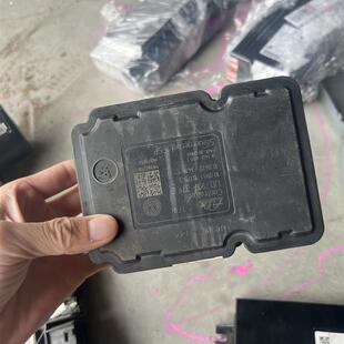 大众ABS泵朗逸帕萨特高尔夫速腾报abs操信号不可信控制单元损坏